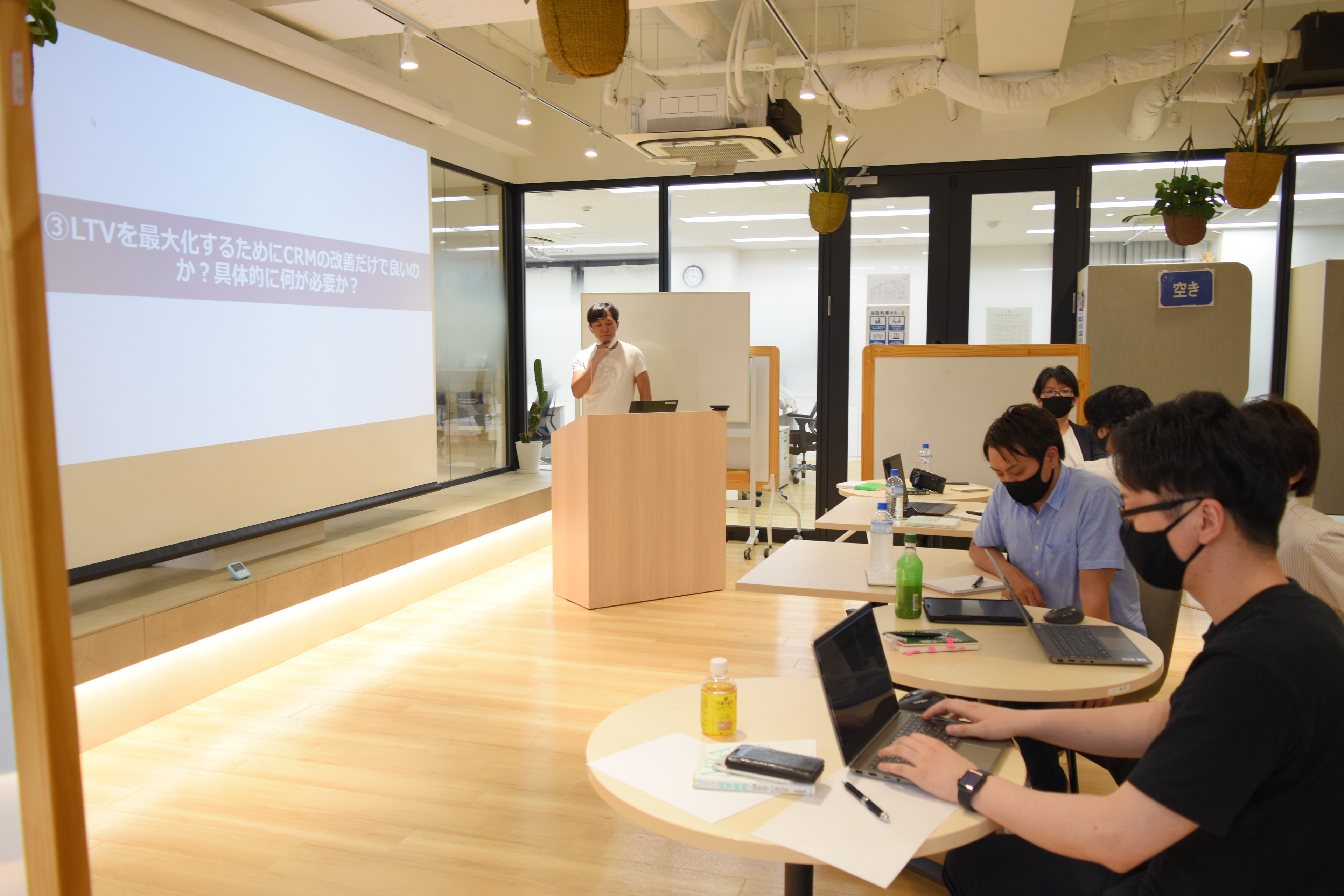 【経営者を目指す23卒必見】社長直下で学ぶタンチョク（経営者養成塾）とは？