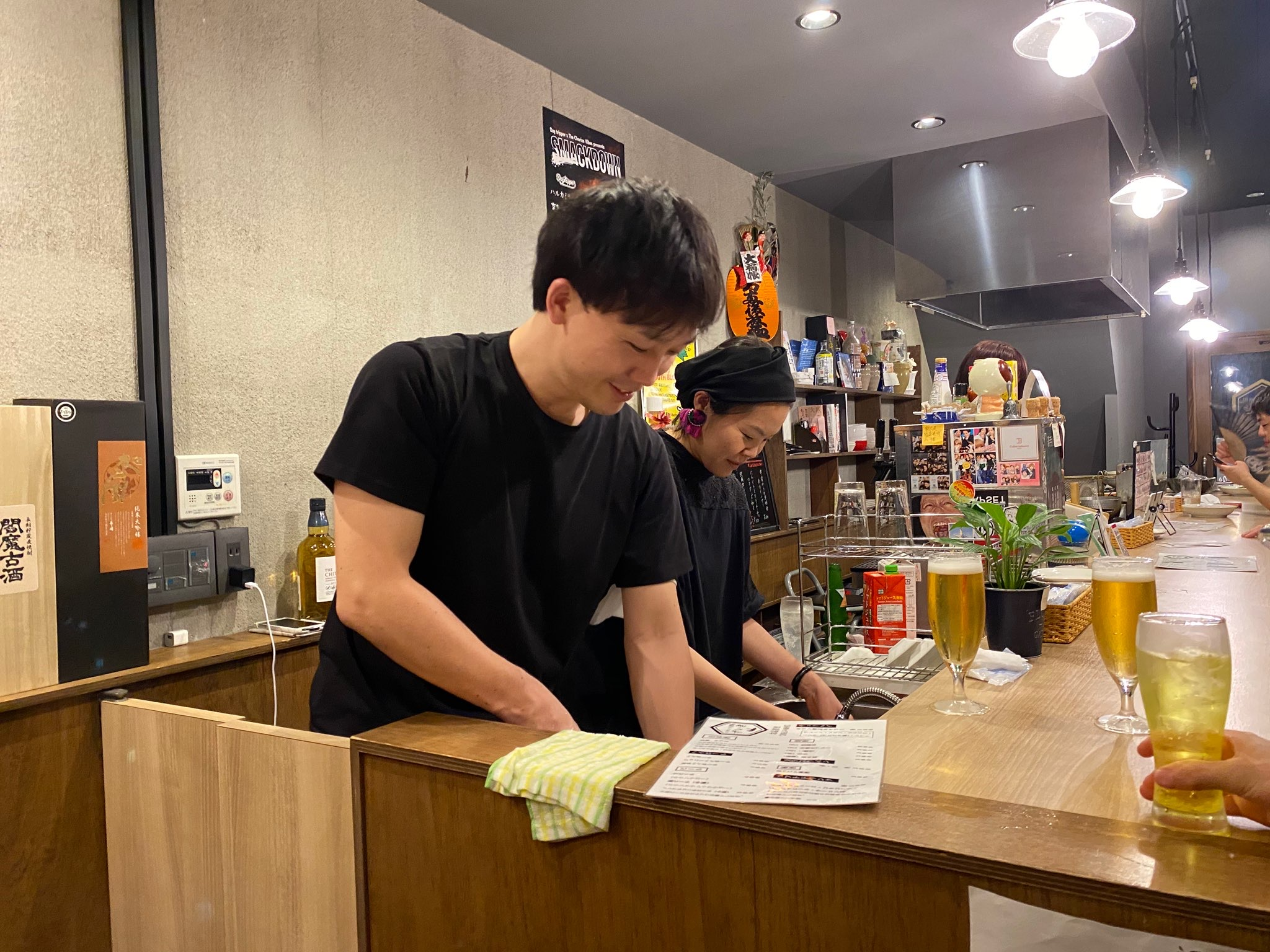 新安徹也