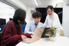 ポジティブスパイラルを生み出すIT会社。どんな会社か話を聞いてみませんか？