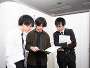 そして社員一人ひとりがエキスパートとして、日々新技術の吸収とシステム開発に励んでいます。