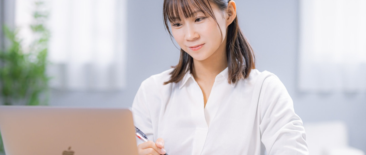 SNS・インフルエンサー業界で事務デビュー！関西拠点の営業事務スタッフ募集