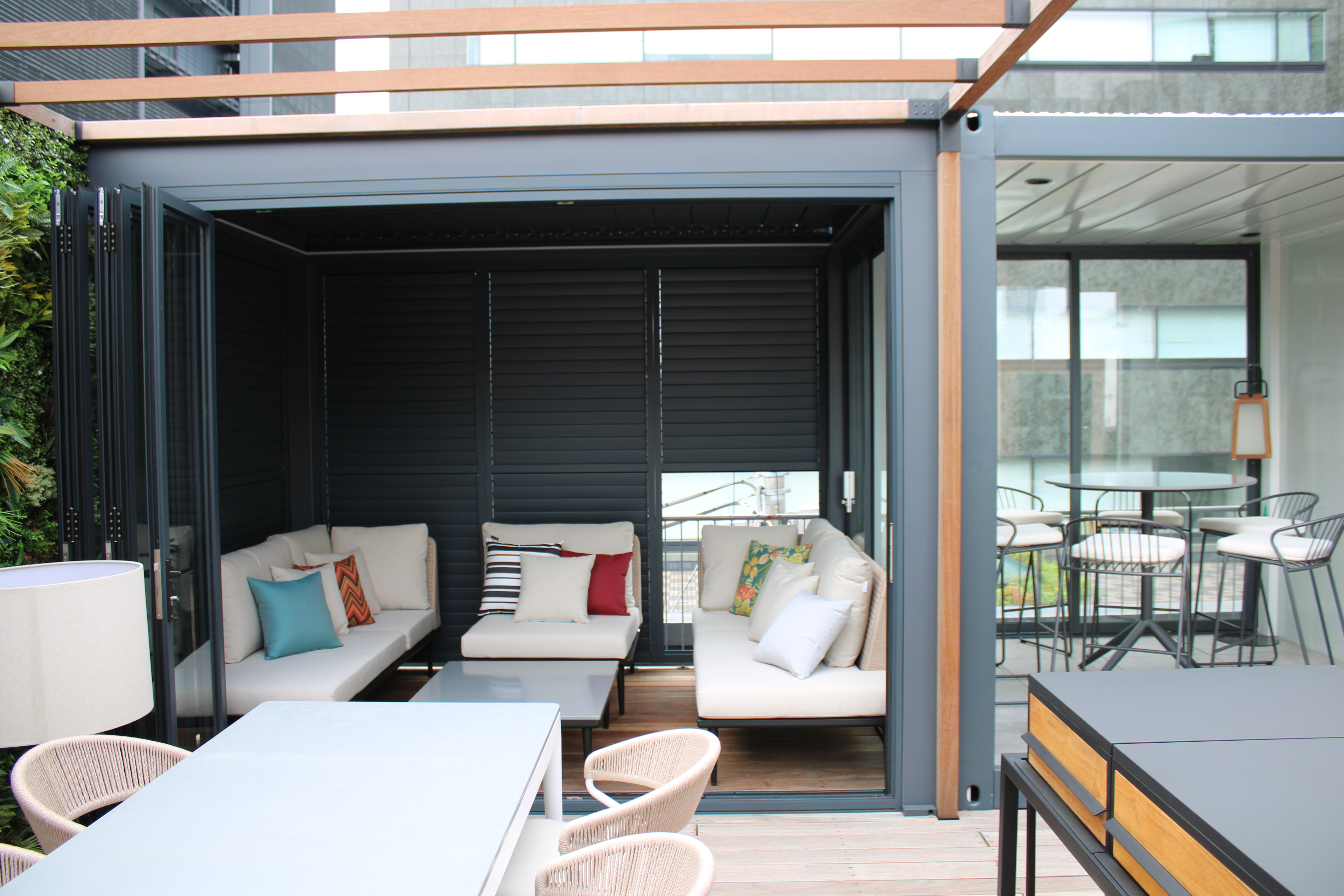 【ANKER＆ZIMMER】ついに！自社屋上に、風と光が映える、特別な空間が完成！！Vol.５