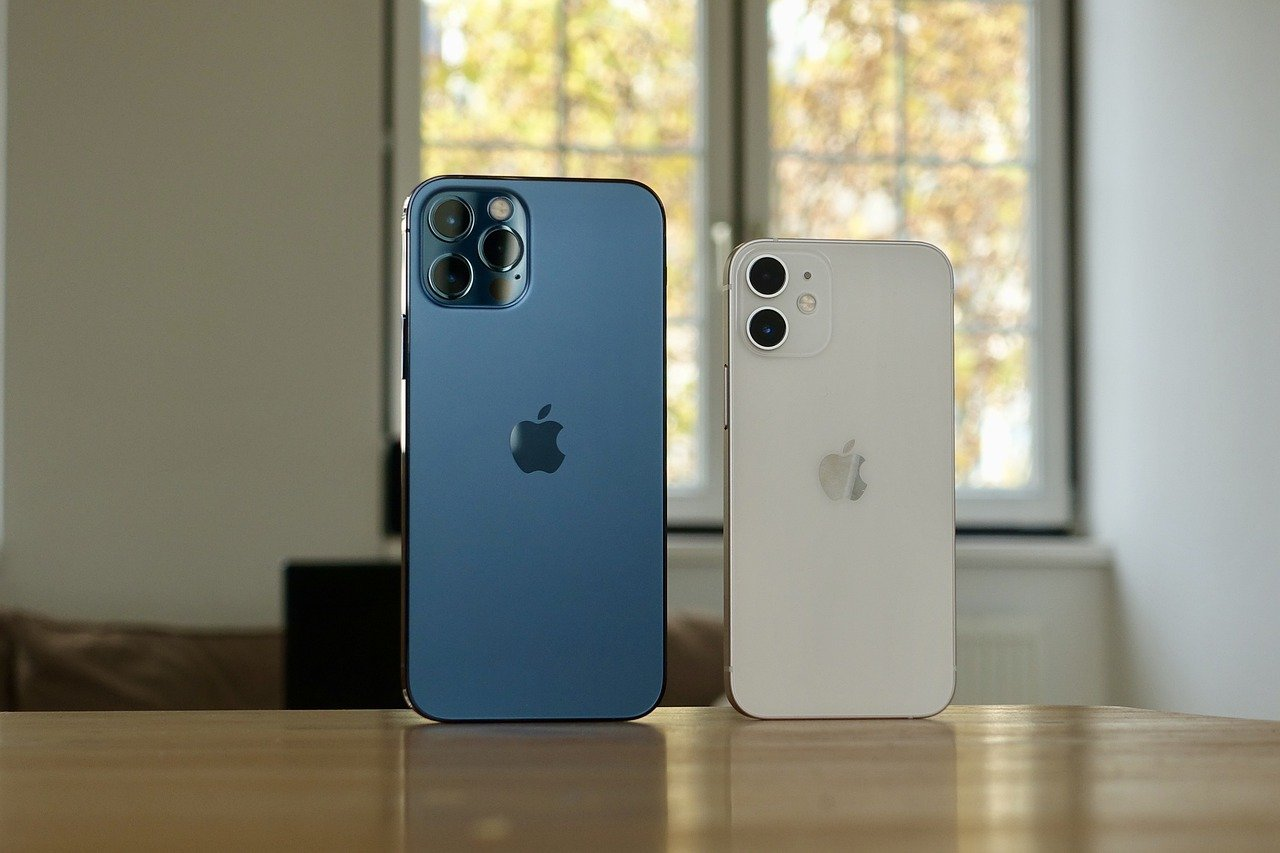 iPhone 12 miniの読み方は「じゅうに」であれ | 株式会社ゲットイット