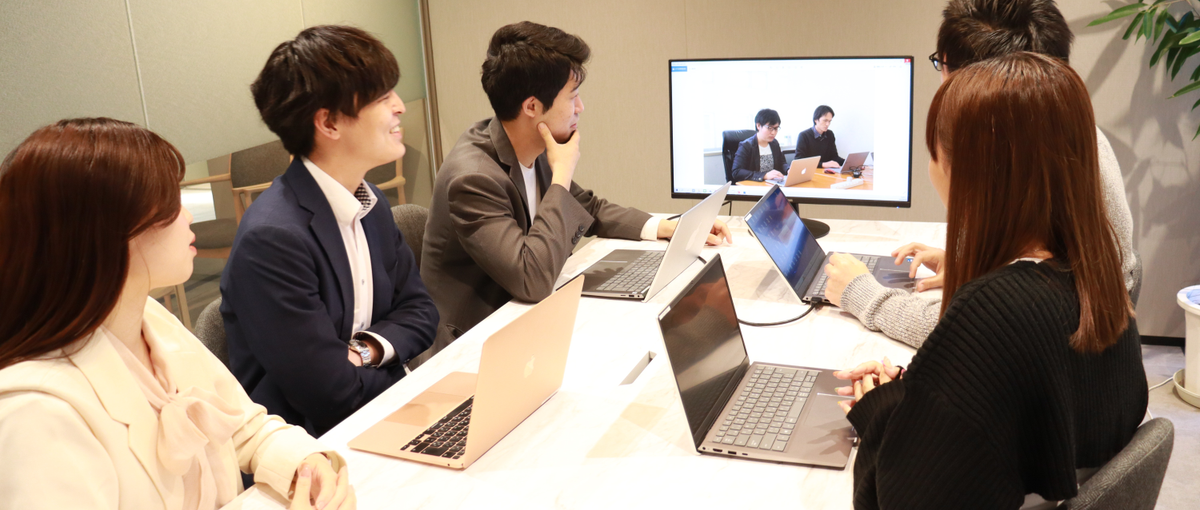 休憩にスマブラ、業務後は黒霧島。新規事業立ち上げだけど楽しく頑張りましょ！