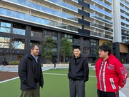 些細なことでもよく相談しながら、一緒に会社のあり方を決めています