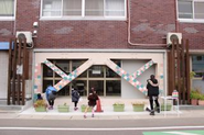 山王マンションにて耐震ブレースの設置工事後、お披露目イベントを開催。福岡市博多区）