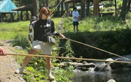 ▲社員旅行の山梨にて🎣