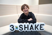 代表の吉田は日本初のインフラプラットフォームを作るために3-shakeを設立しました。