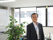 写真は代表の加藤です。優しい人柄と評判です！