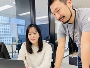 未経験入社でも5カ月でマネージャ昇格事例もあるほど、挑戦できる環境です。今年からインセンティブ制度も新しく取り入れました。会社に貢献、いい雰囲気をもたらしてくれている人はどんどん評価する社風です。
