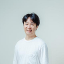 津村 健策