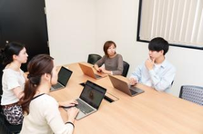 インターン募集！自社ブランドからクライアントワークのデザインまでお任せ！