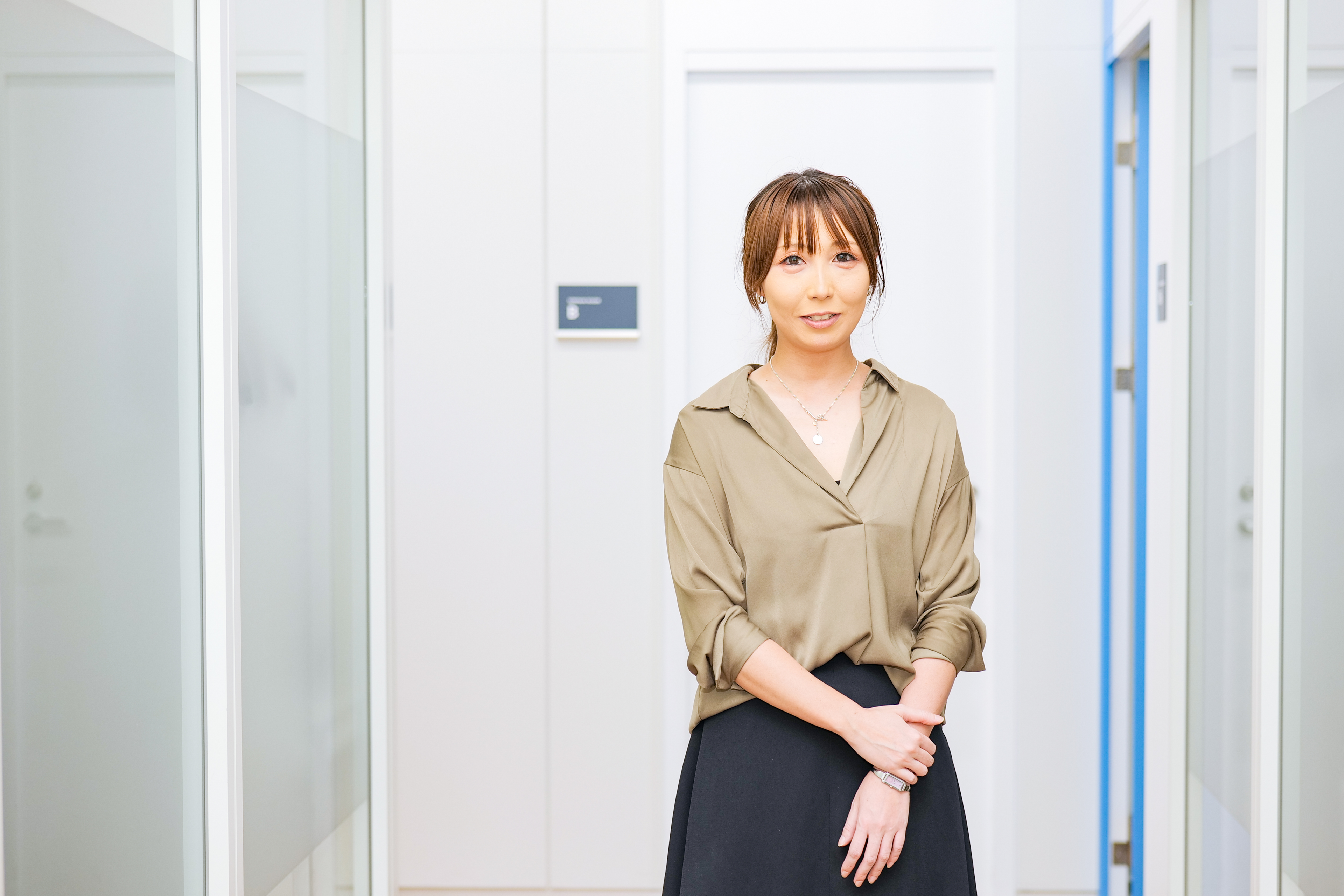 【中途社員インタビュー】アパレル販売から人材営業、そしてエンジニアへ。異色のキャリアを持つPOに「入社４か月目のリアル」を聞いた