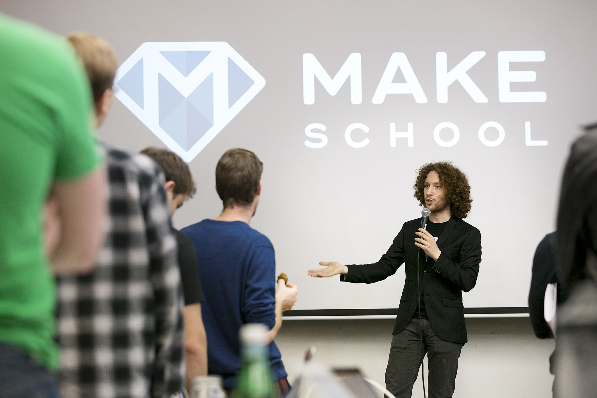 Wantedly and Make School, a leader in practical Computer Science educational programs have entered into a business alliance