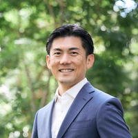 平尾 譲二さんのプロフィール