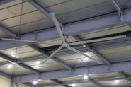 GOLD WIND（大型シーリングファン）圧倒的な大風量と類まれなる省エネで、工場・倉庫の空調設備の新常識になりつつあります。