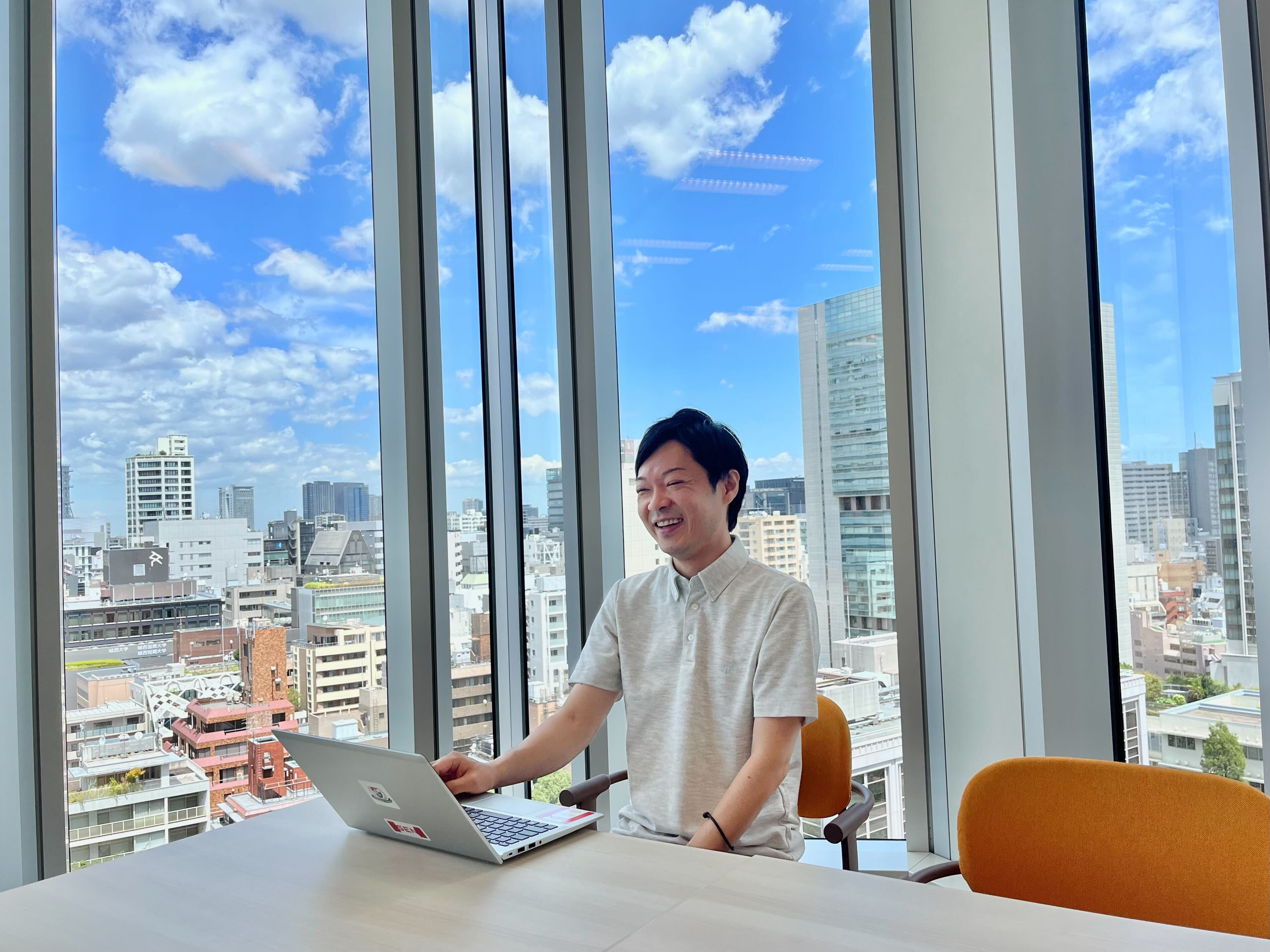 フォトグラファーのプラットフォームへ。年間4万件の撮影依頼を受ける