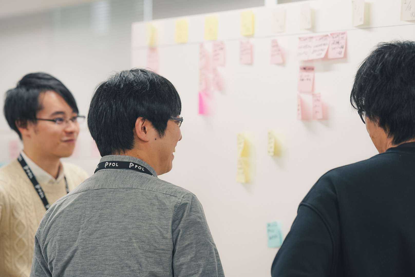 【フルリモート×エンジニア】推薦図書付き！複数の開発組織を渡り歩いてきたメンバーだからこそ分かる、POLエンジニアチームの“真の強さ”とは？