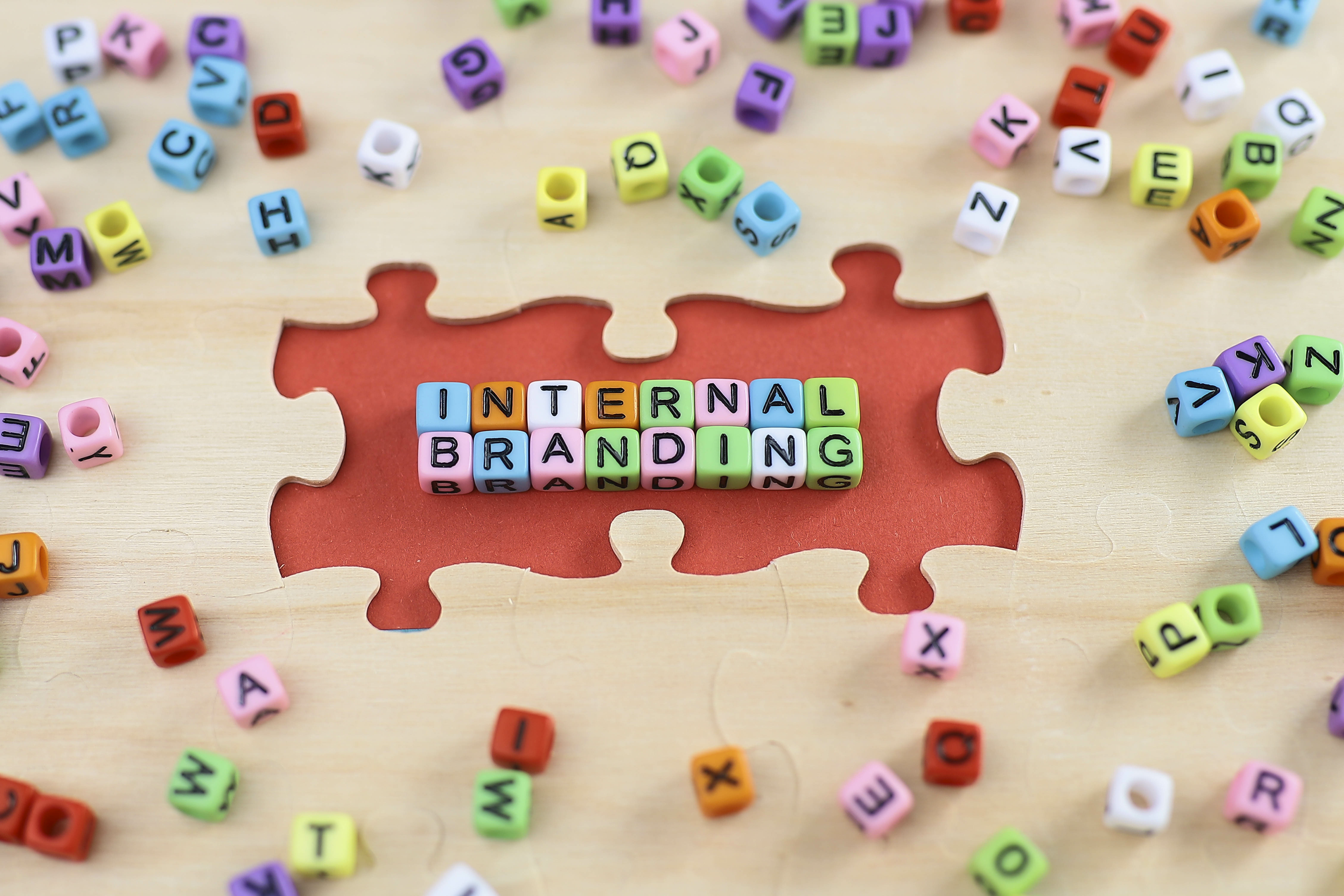 【Swings更新】インナーブランディングとは？メリットや具体的な方法を解説！