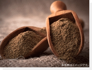 医薬品・化粧品のOEMメーカーである親会社・東洋新薬の商品開発力が当社の強みとなっています。