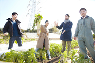 五月台駅の体験。かつお節を削って採れたて野菜と一緒に自然の中でいただきます。