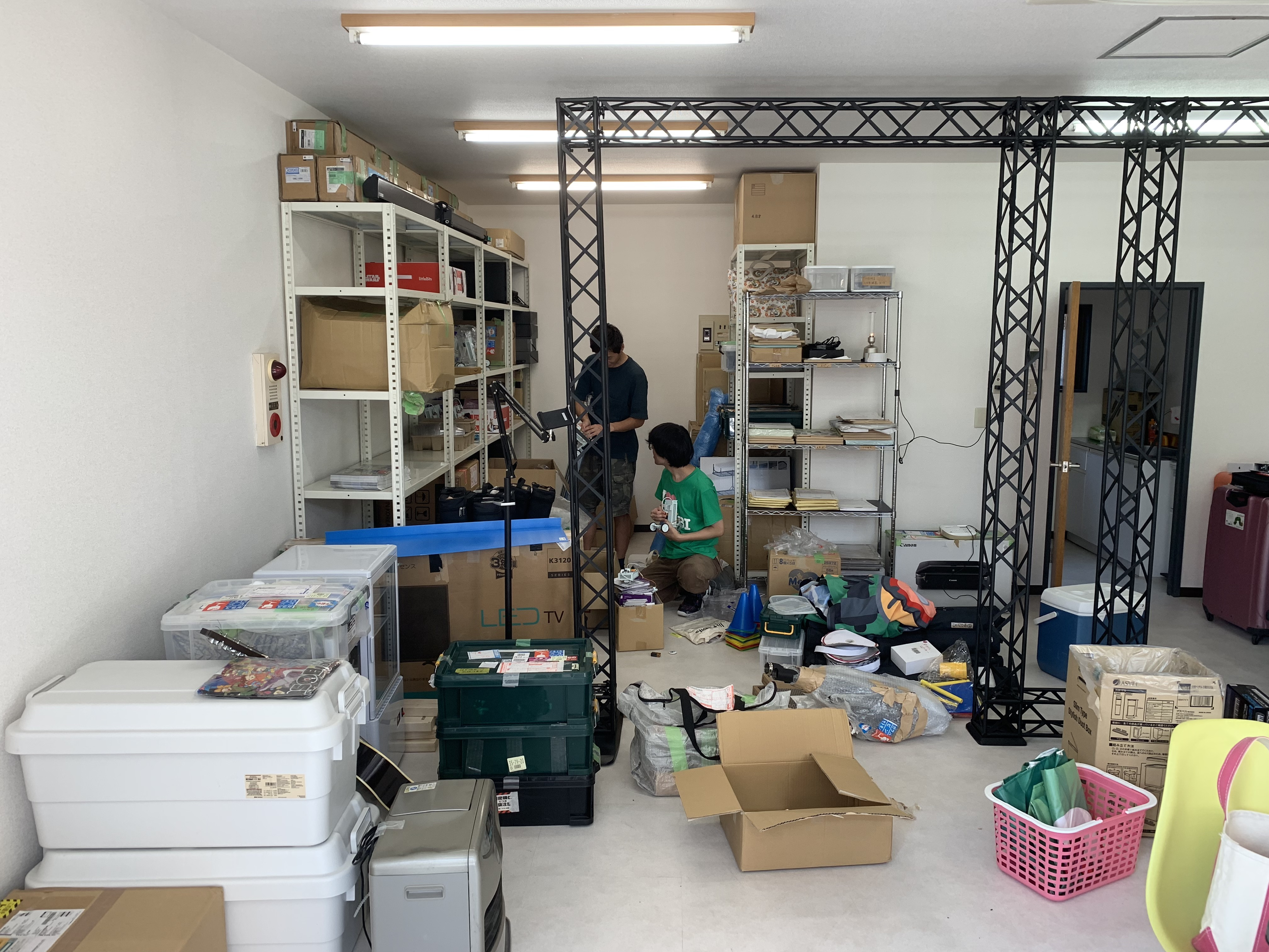 新オフィス着々と作っております！