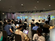 【Culture】相手の成果に、相手以上に本気になる。「相手の成果に、相手以上に本気になる」とは、相手の目標に対して、時に相手よりも当事者になるということです。当事者になるとは、目的を達成する担当は自分だと強く認識し、行動することです。当事者は、他の誰でもない自分の頭で考え、自分の責任で実行します。物事を先読みして戦略を考えだし、うまくいかなければ原因を考え改善し、また挑戦します。当事者になろう。