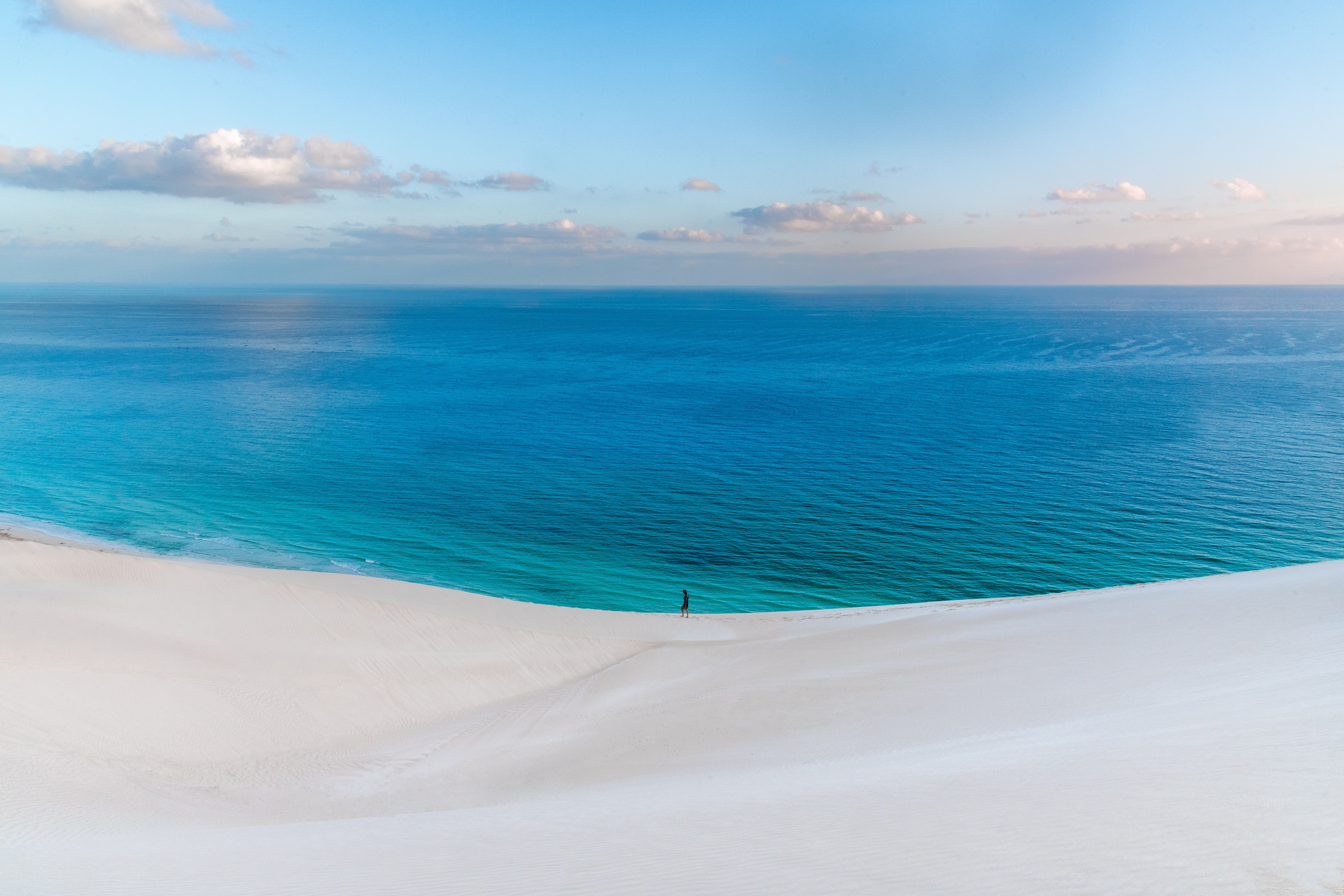 海の向こうにワクワクしていた