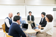 経歴もさまざまな個性あふれる仲間たち