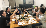 社外の人を招くこともあり、ネットワークが広がります