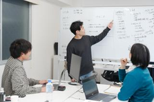 就活に迷ったあの日の自分へ。社会を動かす戦略Webマーケの仲間を募集