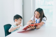 英語で遊んでくれる家政婦さん
