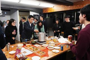 ▼新年会▼お節料理を囲んで社員同士交流を楽しみました！