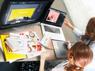IT部門の仕事。これまでデリバリーの受注システムや、クライアントのグラフィックデザイン、自社のHP、LP作成を担当。