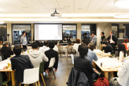 農業AIアイディアソンの様子。毎週様々な講座を開催し、社内、社外問わず参加者同士、活発に交流が行われています。