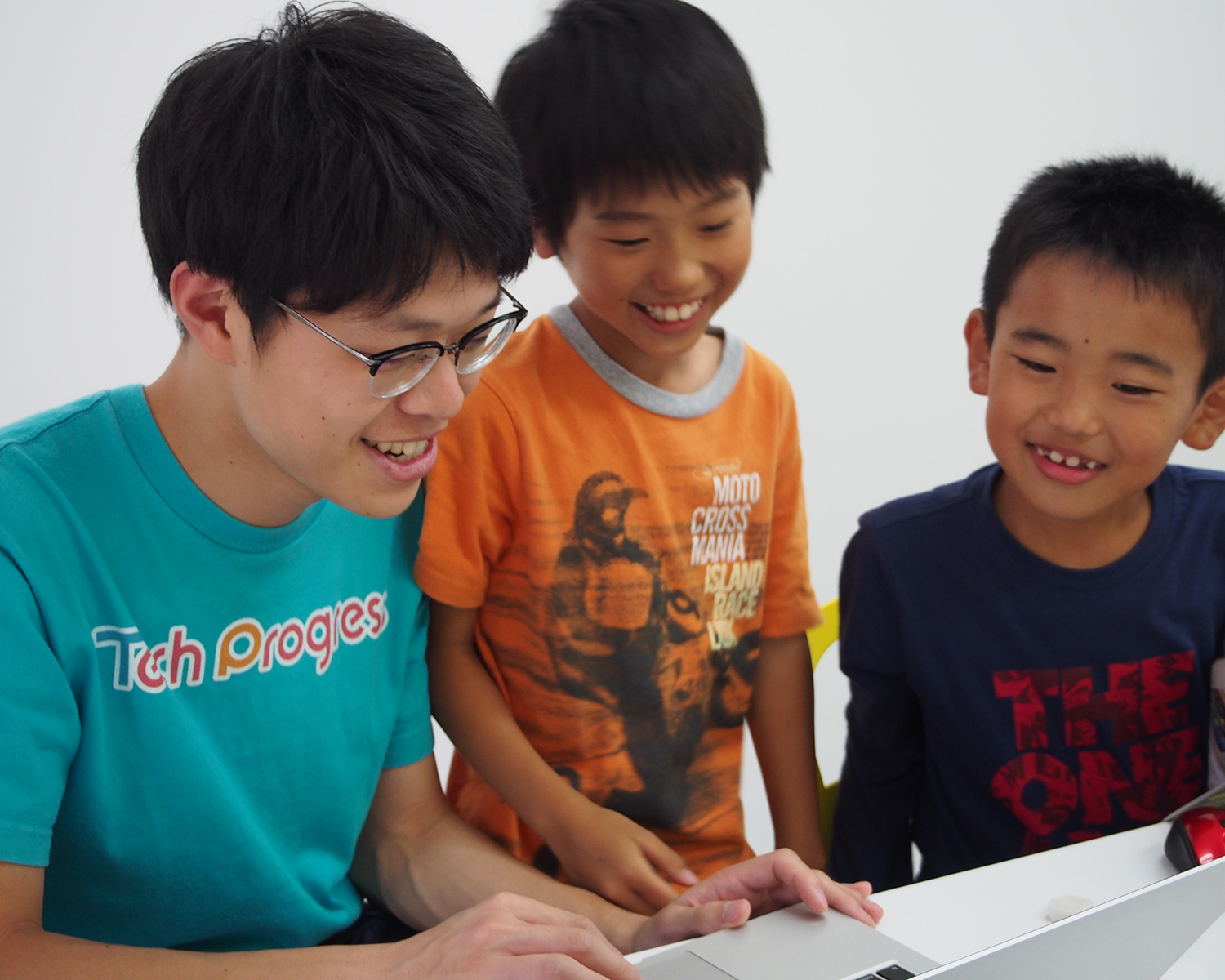 答えは一つじゃないからこそ、子どもの考えを尊重したい【取締役 重松宏規インタビュー】