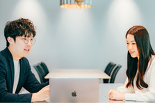 フリーランス｜コンサルティング営業リーダー職｜リーダー経験者活躍中！