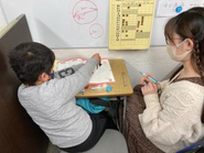 一人一人の子供達と向き合い、真摯にその子達のことを考える。今は色んな教育の形がありますが、私たちは子供達と直接向き合う形を選びました。