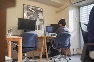 オフィス出社時の様子
