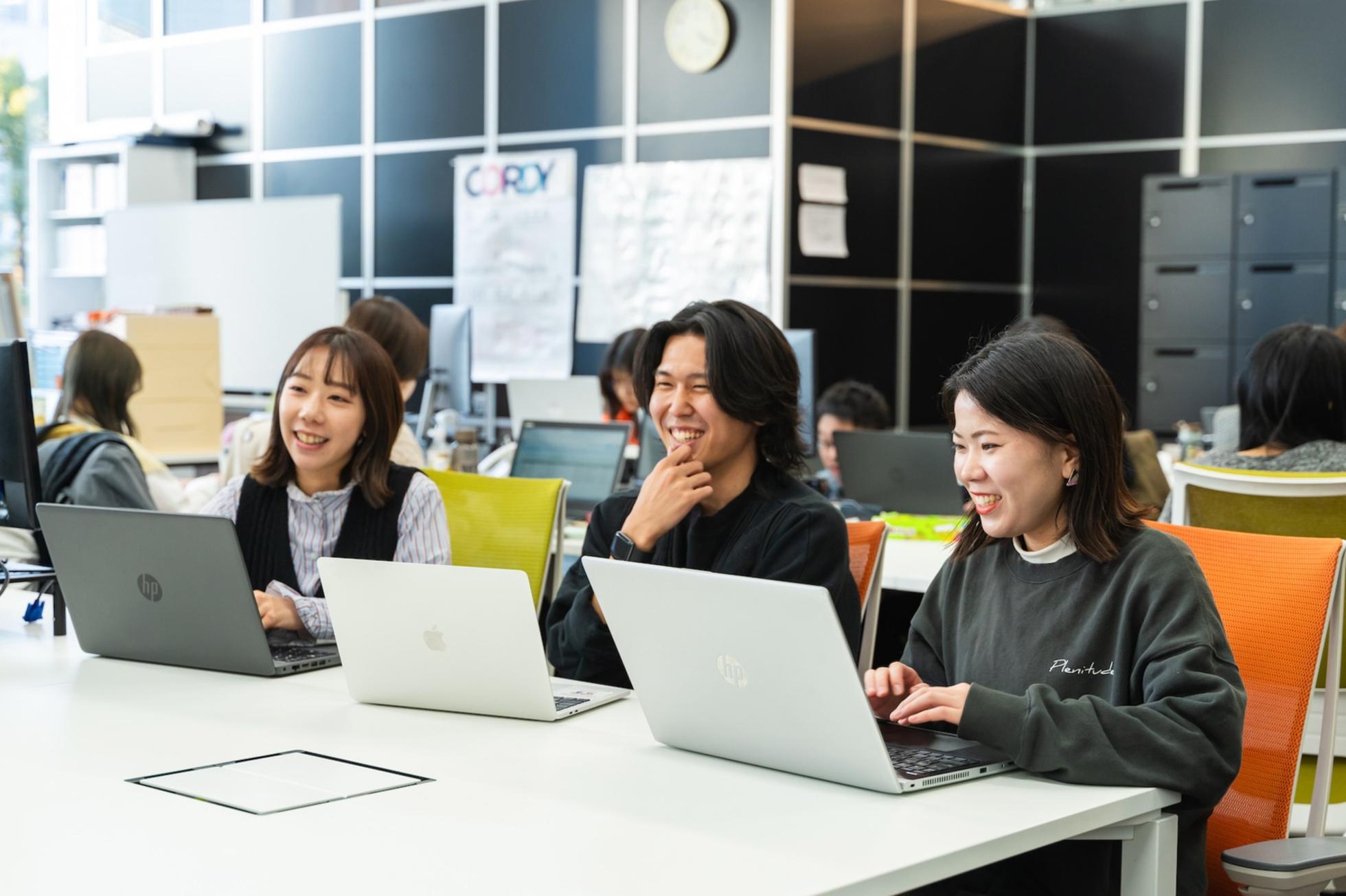 若手のうちから大活躍できる！会社の中核を担いたい方大募集！ - 株式会社ハイパードライブのシステムエンジニアの採用 - Wantedly