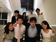 みんなで楽しく働いています！