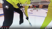 VRゴーグルをかけて、カーリングのスーパーショットを再現。https://www.youtube.com/watch?v=k4f8j5SLQzc&t=7s