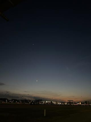 朝早くから夜遅くまでみんなで撮影することも⋯？