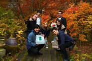 創業16年、信頼でつながったチームです。