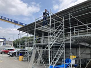 とび職人になるための修行ができる研修センターです。SSに併設しています。