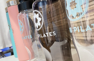 CLUB PILATESではグッズ展開も行っています。 