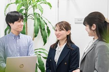 SNSで話題の商材に携われる!?｜WEB広告の運用・ディレクター募集