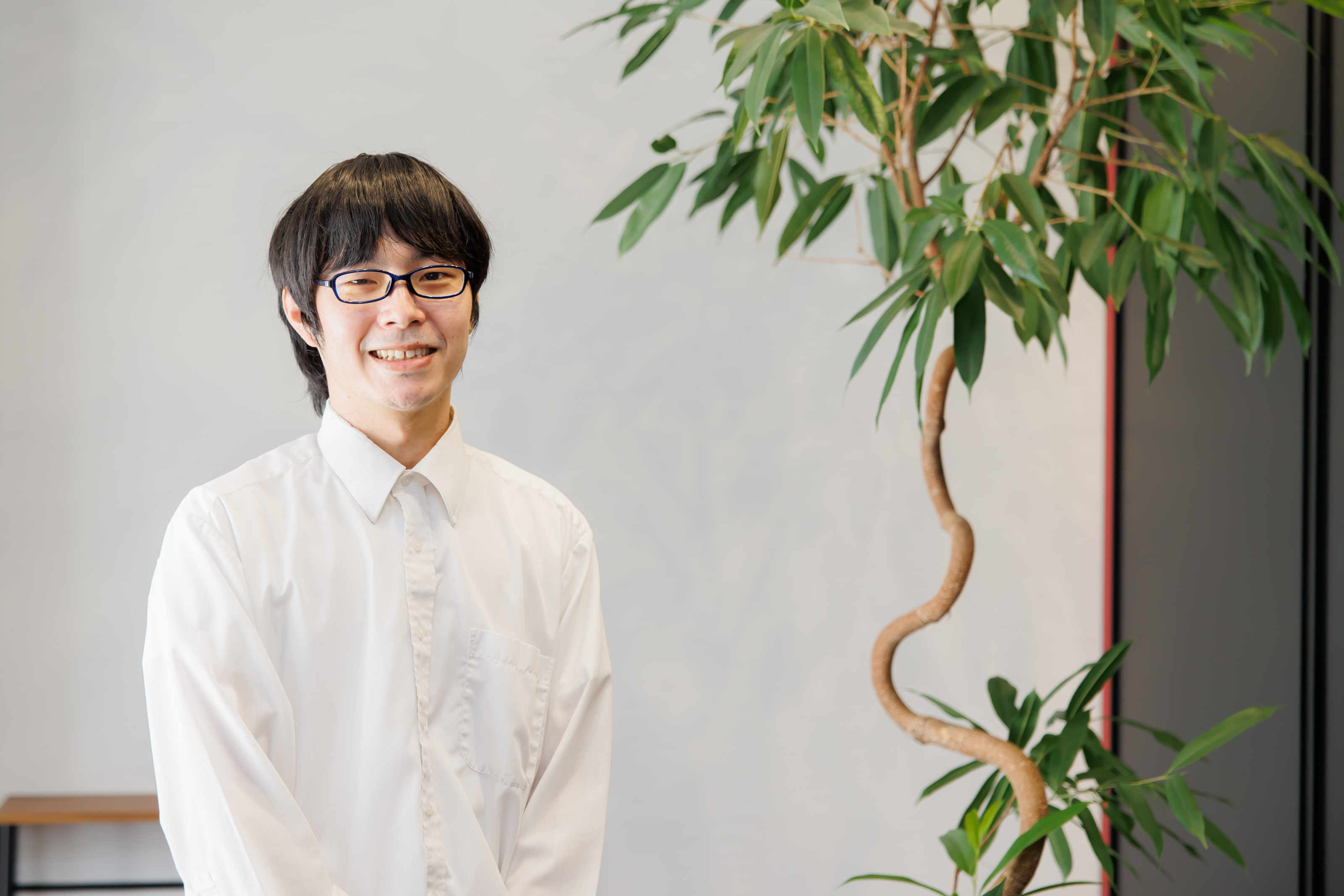 評価の仕事って奥深い。就職で苦労した新卒エンジニアが、自動化プログラムの開発も手がけるようになるまで。【社員インタビュ / 平井 高志】