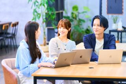 未経験からエンジニアを目指す方の採用に力を入れています