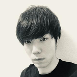 山根 広作